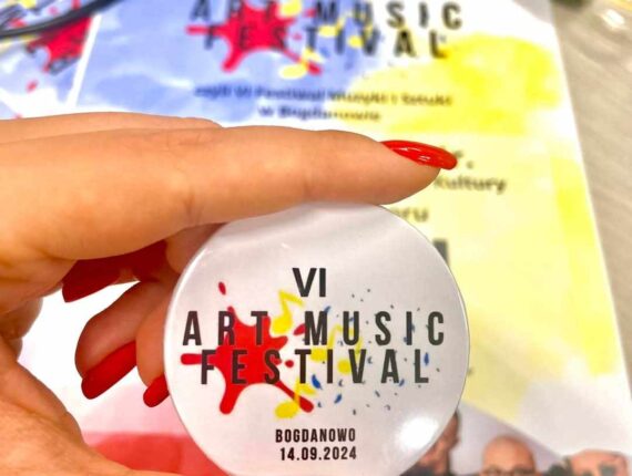 Przypinki 37mm, festiwal muzyczny