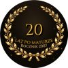 Wzór: Przypinka 20 Lat po Maturze – napis 20 lat po maturze i pole rocznik na eleganckiej grafice