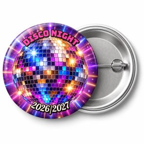 Przypinka Disco Night Emblemat: przypinka na Sylwestra z napisem DISCO NIGHT oraz polem rok (np. 2026/2027) – przód i aluminiowy tył z agrafką