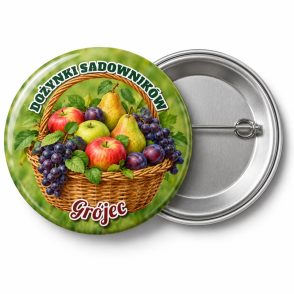 Przypinka Dożynki Sadowników: kolorowa przypinka na dożynki z napisem DOŻYNKI SADOWNIKÓW oraz polem miejscowość (np. Grójec) – przód i aluminiowy tył z agrafką