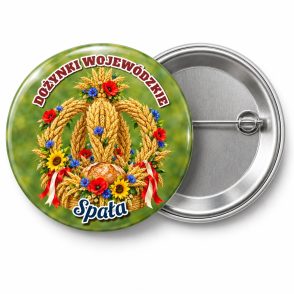 Przypinka Dożynki Wojewódzkie: kolorowa przypinka na dożynki z napisem DOŻYNKI WOJEWÓDZKIE oraz polem miejscowość (np. Spała) – przód i aluminiowy tył z agrafką