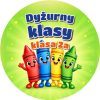 Wzór: Przypinka Dyżurny Klasy z Kredkami – napis Dyżurny klasy i pole klasa na kolorowej grafice