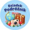 Wzór: Przypinka Dziadek Podróżnik – napis Dziadek Podróżnik i pole imię na pastelowej grafice