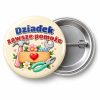 Przypinka Dziadek Zawsze Pomoże: przypinka na Dzień Babci i Dziadka z napisem Dziadek zawsze pomoże – przód i aluminiowy tył z agrafką