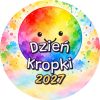 Wzór: Przypinka Dzień Kropki 2027 Tęczowa Plama – napis Dzień Kropki i pole rok