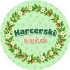 Wzór: Przypinka Harcerski Uśmiech Wianek – grafika z napisem Harcerski uśmiech