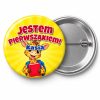 Przypinka Jestem Pierwszakiem z Imieniem Żyrafa: przypinka na pasowanie pierwszoklasisty z napisem Jestem Pierwszakiem! oraz polem imię (np. Kasia) – przód i aluminiowy tył z agrafką