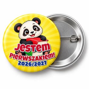 Przypinka Jestem Pierwszakiem z Rokiem Szkolnym Panda: przypinka na pasowanie pierwszoklasisty z napisem Jestem Pierwszakiem! oraz polem rok szkolny (np. 2026/2027) – przód i aluminiowy tył z agrafką