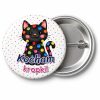 Przypinka Kocham Kropki: przypinka na Dzień Kropki z napisem Kocham kropki! – przód i aluminiowy tył z agrafką