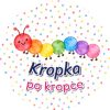 Wzór: Przypinka Kropka po Kropce – grafika z napisem Kropka po kropce