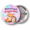 Przypinka Mam Nowych Przyjaciół Lisek i Jeżyk: przypinka na pasowanie na przedszkolaka z napisem Mam nowych przyjaciół! – przód i aluminiowy tył z agrafką