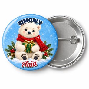Przypinka Miś Polarny z Szalikiem: przypinka na Boże Narodzenie z napisem ZIMOWY oraz polem imię (np. Ania) – przód i aluminiowy tył z agrafką