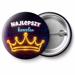 Przypinka Najlepszy Kawaler Neonowa Korona: przypinka na wieczór kawalerski z napisem Najlepszy kawaler – przód i aluminiowy tył z agrafką