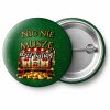 Przypinka Nic Nie Muszę Dziś Baluję Jackpot: przypinka na wieczór kawalerski z napisem Nic nie muszę, dziś baluję! – przód i aluminiowy tył z agrafką