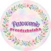 Wzór: Przypinka Pasowanie Przedszkolaka Wianek Pastelowych Kwiatów – grafika z napisem Pasowanie przedszkolaka