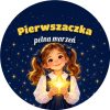 Wzór: Przypinka Pierwszaczka Pełna Marzeń Dziewczynka z Gwiazdką – grafika z napisem Pierwszaczka pełna marzeń
