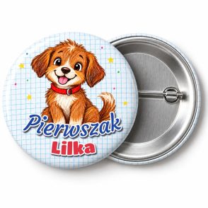 Przypinka Pierwszak z Imieniem Kredkowy Pies: przypinka na pasowanie pierwszoklasisty z napisem Pierwszak oraz polem imię (np. Lilka) – przód i aluminiowy tył z agrafką