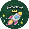 Wzór: Przypinka Pierwszak z Imieniem Kredowa Rakieta – napis Pierwszak i pole imię