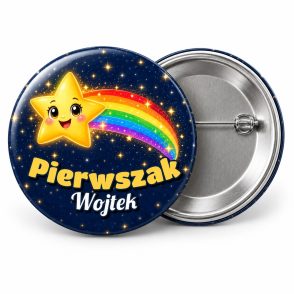 Przypinka Pierwszak z Imieniem Spadająca Gwiazda: przypinka na pasowanie pierwszoklasisty z napisem Pierwszak oraz polem imię (np. Wojtek) – przód i aluminiowy tył z agrafką