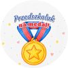 Wzór: Przypinka Przedszkolak na Medal Kredkowy Medal – grafika z napisem Przedszkolak na medal!