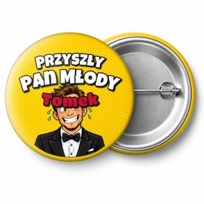 Przypinka Przyszły Pan Młody z Imieniem Komiksowy Pan Młody: przypinka na wieczór kawalerski z napisem Przyszły Pan Młody oraz polem imię (np. Tomek) – przód i aluminiowy tył z agrafką