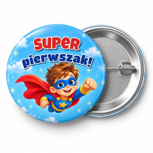 Przypinka Super Pierwszak Superbohater: przypinka na pasowanie pierwszoklasisty z napisem Super pierwszak! – przód i aluminiowy tył z agrafką