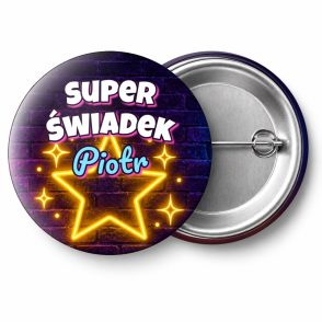 Przypinka Super Świadek z Imieniem Neonowa Gwiazda: przypinka na wieczór kawalerski z napisem Super Świadek oraz polem imię (np. Piotr) – przód i aluminiowy tył z agrafką