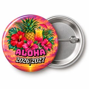 Przypinka Sylwester w Stylu Hawajskim: przypinka na Sylwestra z napisem Aloha oraz polem rok (np. 2026/2027) – przód i aluminiowy tył z agrafką