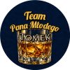 Wzór: Przypinka Team Pana Młodego z Imieniem Whisky z Lodem – napis Team Pana Młodego i pole imię pana młodego