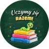 Wzór: Przypinka Uczymy Się Razem Książki z Moliem – grafika z napisem Uczymy się razem!