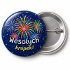Przypinka Wesołych Kropek: przypinka na Dzień Kropki z napisem Wesołych kropek! – przód i aluminiowy tył z agrafką