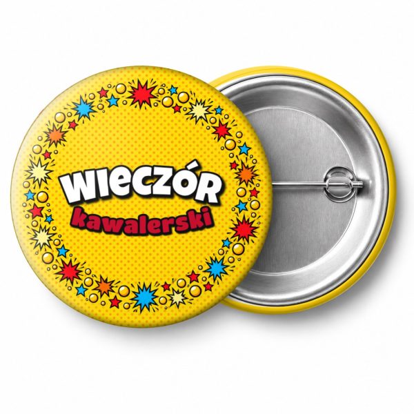 Przypinka Wieczór Kawalerski Wieniec Komiksowych Wybuchów: przypinka na wieczór kawalerski z napisem Wieczór kawalerski – przód i aluminiowy tył z agrafką
