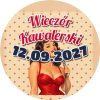 Wzór: Przypinka Wieczór Kawalerski z Datą Pin-up przy Mikrofonie – napis Wieczór Kawalerski i pole data