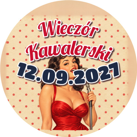 Wzór: Przypinka Wieczór Kawalerski z Datą Pin-up przy Mikrofonie – napis Wieczór Kawalerski i pole data