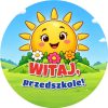 Wzór: Przypinka Witaj Przedszkole Uśmiechnięte Słońce – grafika z napisem Witaj, przedszkole!