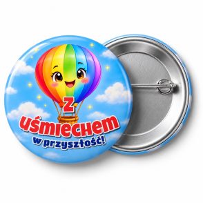 Przypinka Z Uśmiechem w Przyszłość Tęczowy Balon: przypinka na pasowanie pierwszoklasisty z napisem Z uśmiechem w przyszłość! – przód i aluminiowy tył z agrafką