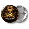 Przypinka Żegnaj Stary Roku: przypinka na Sylwestra z napisem Żegnaj stary roku! – przód i aluminiowy tył z agrafką