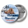Przypinka Zlot Morsów Gminy: przypinka dla morsów z napisem Zlot Morsów oraz polem gmina (np. Przykładowa gmina) – przód i aluminiowy tył z agrafką